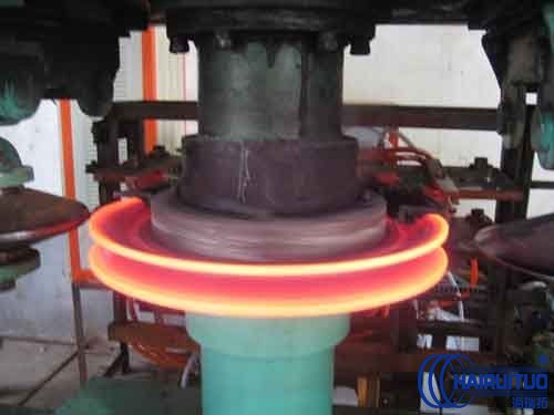 广东齿轮传动轴热处理设备厂家(图2)