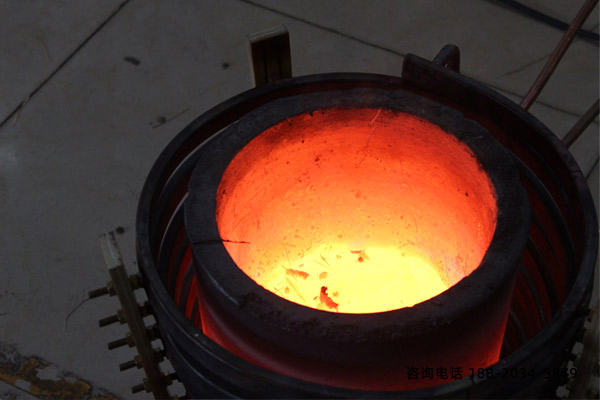 中频感应熔炼炉熔铜视频案例