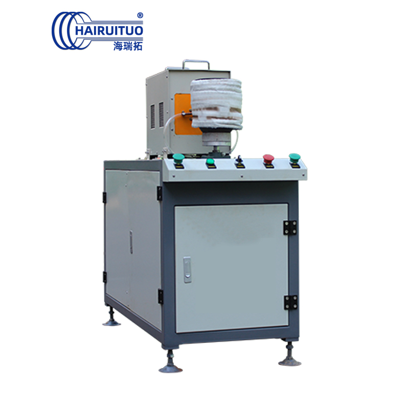 Annealing machine for metal products