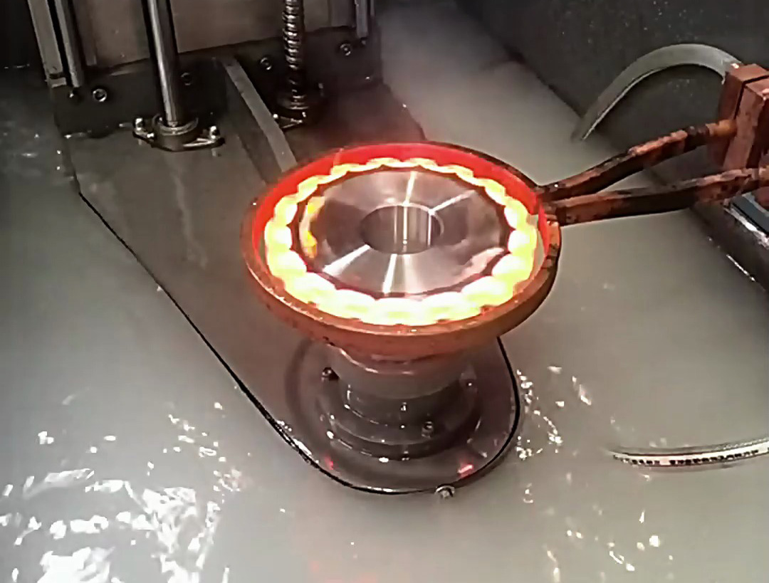 IGBT 变频高频淬火机床：链轮齿轮淬火的高效精准