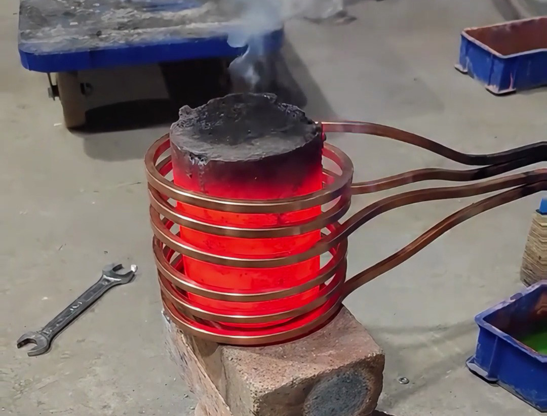 现代工业加热设备如何提升生产效率？超音频感应加热技