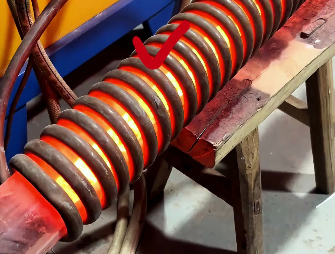 1分钟学会螺纹钢筋加热！横放均匀竖放便捷，你选哪种