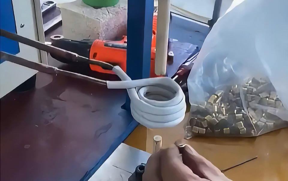 铜端子高频焊接全过程揭秘，自动化技术让效率翻倍！