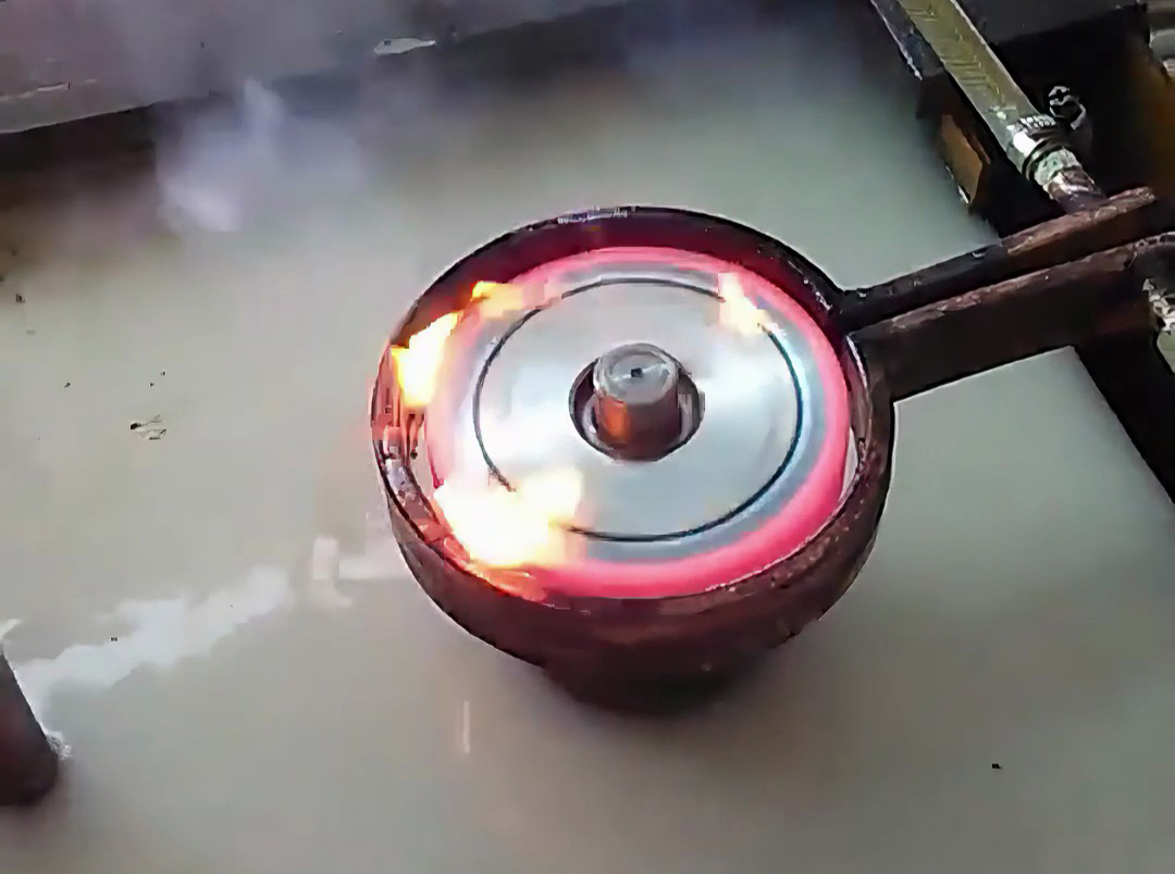 齿轮淬火变形≤0.05mm！海瑞拓数控淬火机床，精准破局不用校直