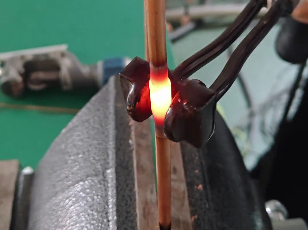 铜管焊接原来这么简单？手把手教你使用手持式高频焊机