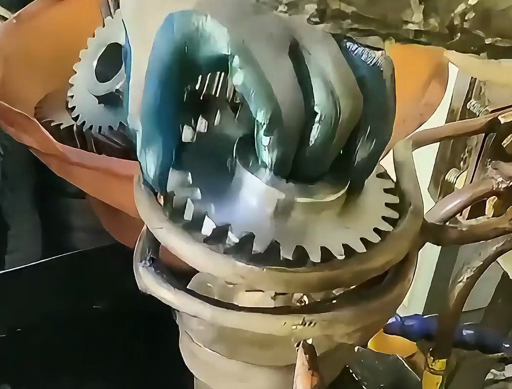 齿轮高频淬火机床设备分半自动和全自动模式