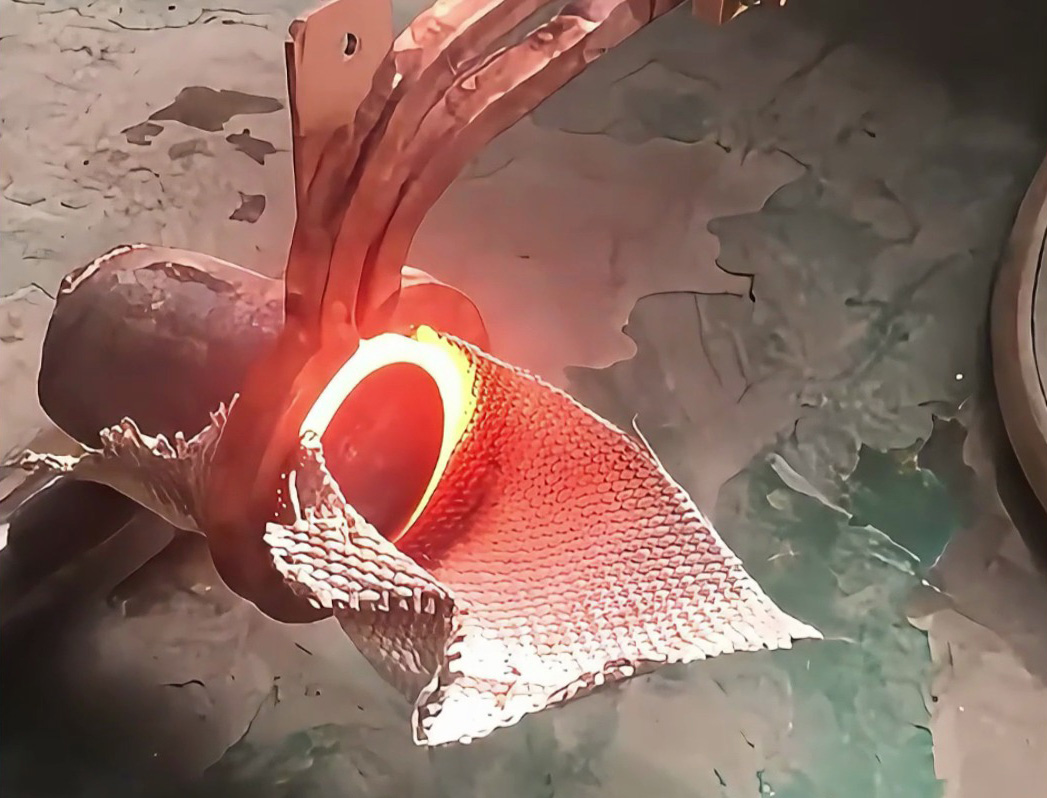  75mm实心棒料透热神器！海瑞拓中频感应加热设备，几十秒搞定通体匀热(图1)