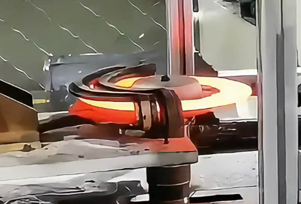 全流程自动化淬火！海瑞拓高频淬火机床，精准控质降本增效(图1)