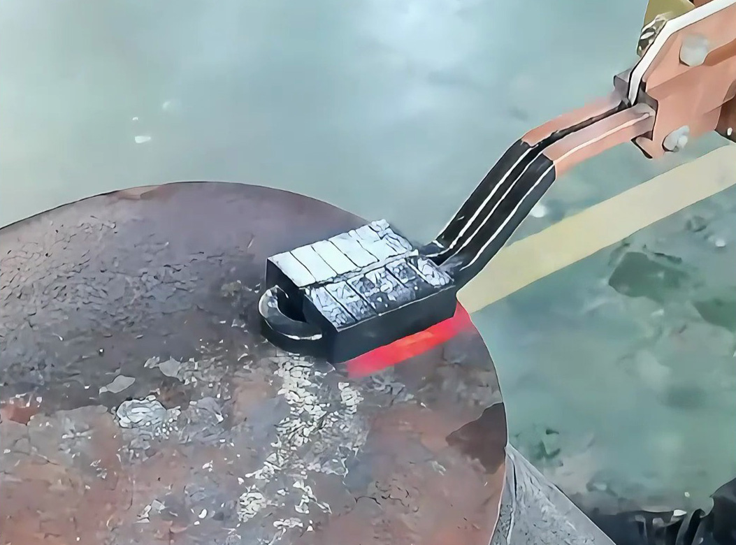 镀锌板加热利器!海瑞拓手持式高频加热机,车间作业太省心(图2) 镀锌板加热利器!海瑞拓手持式高频加热机,车间作业太省心(图2)