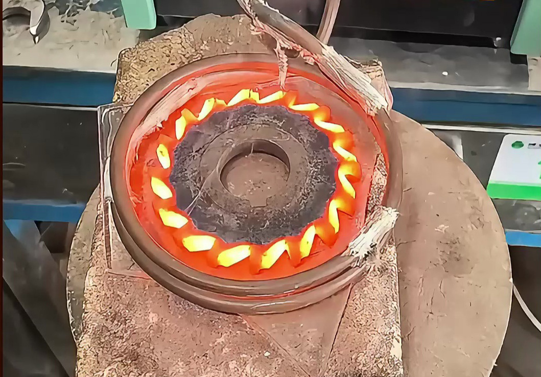 不是在取合金试样，就是在发220V高频加热机到客户手中