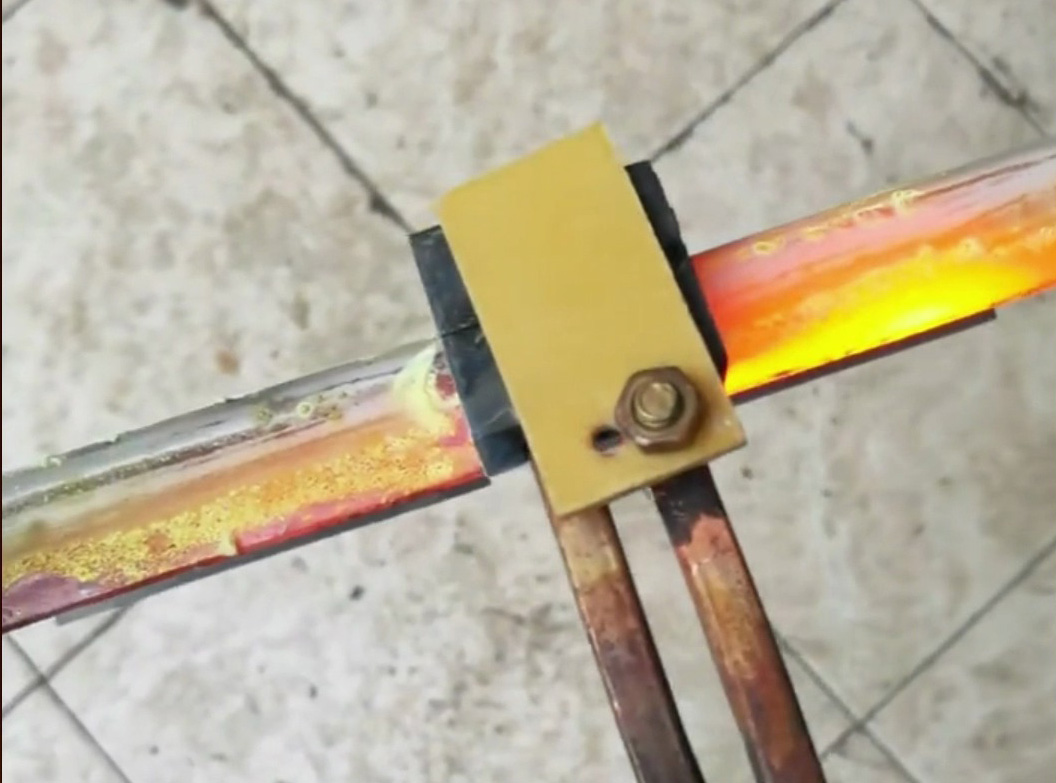 镀锌板加热利器！海瑞拓手持式高频加热机，车间作业太