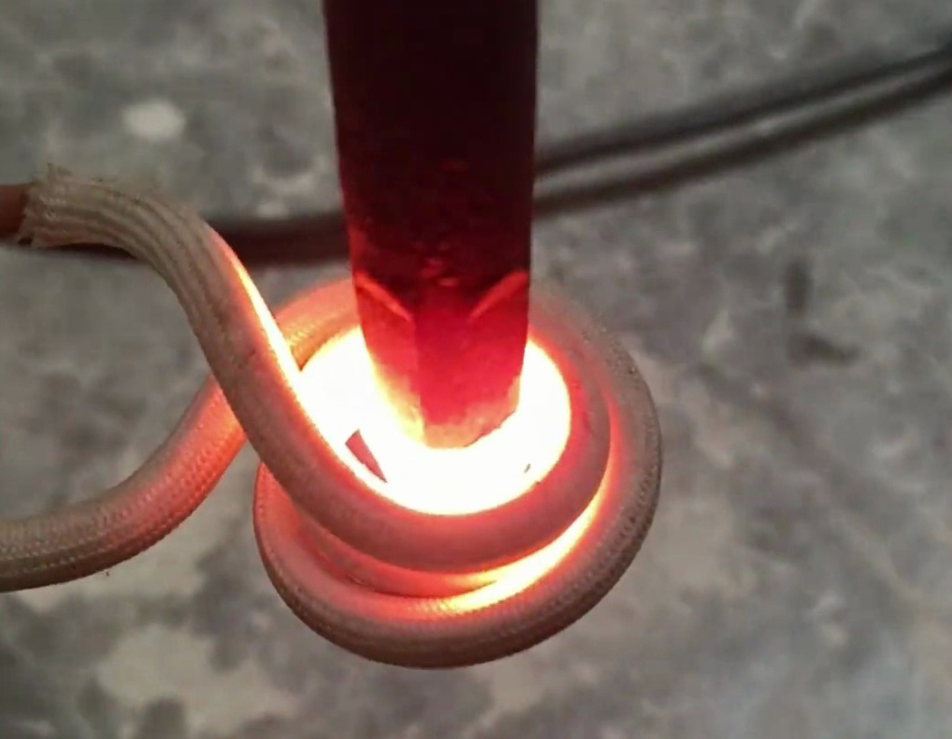 高频感应加热设备有多牛？横竖透热均匀还省空间！