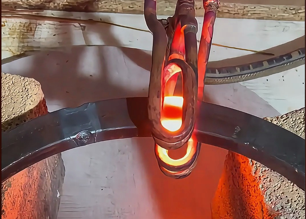 揭秘神奇组合!U型线圈+海瑞拓超高频加热机,一招搞定环形钢圈加热(图1) 揭秘神奇组合!U型线圈+海瑞拓超高频加热机,一招搞定环形钢圈加热(图1)