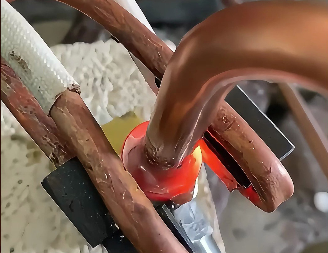 手持式高频焊接机，铜管焊接效果太惊艳了！ 