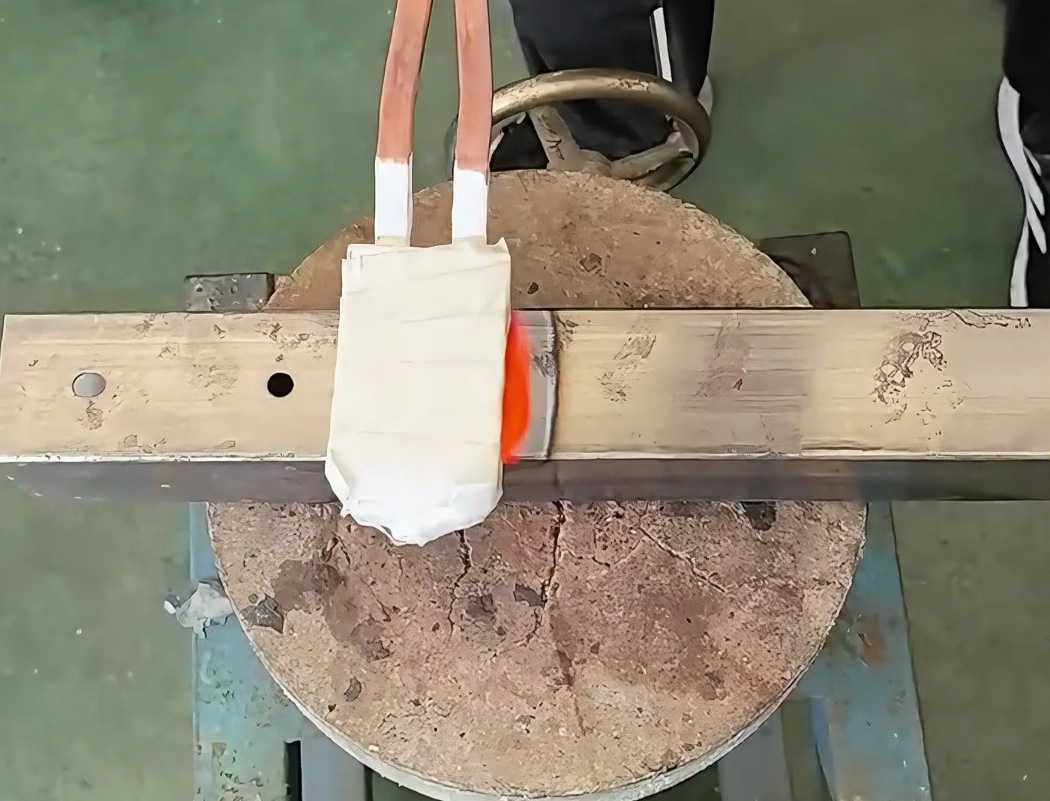 海瑞拓手持式高频感应加热机：金属表面热处理的灵活利