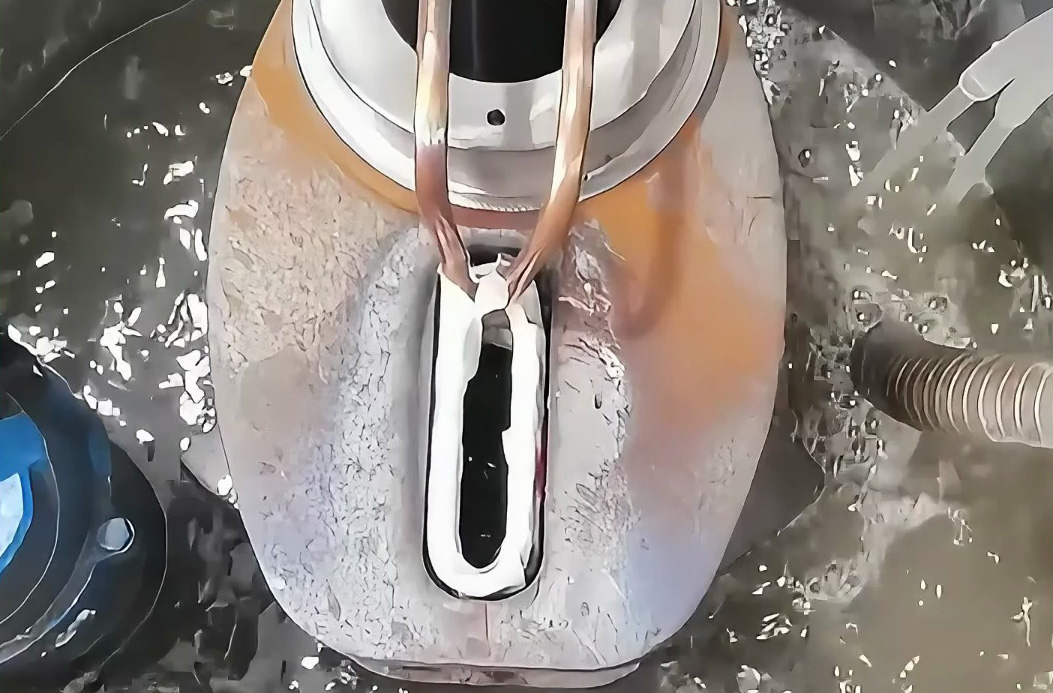 关键就在这里!选海瑞拓超音频淬火设备,3步提升内孔耐磨性!(图1) 关键就在这里!选海瑞拓超音频淬火设备,3步提升内孔耐磨性!(图1)