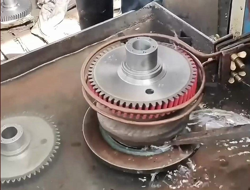  小批量生产福音！这款齿轮淬火设备操作竟这么简单简