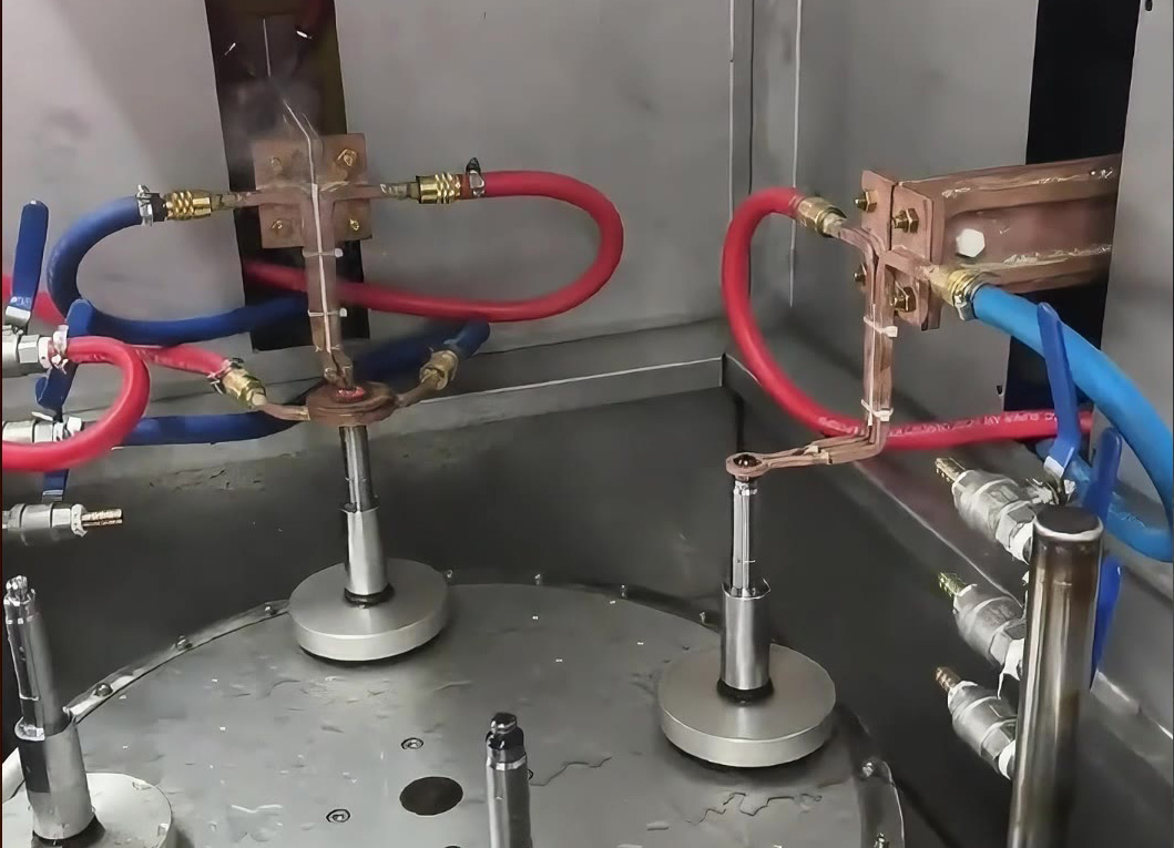 数控淬火机床两台机器协作高效，带你见识淬火回火一体