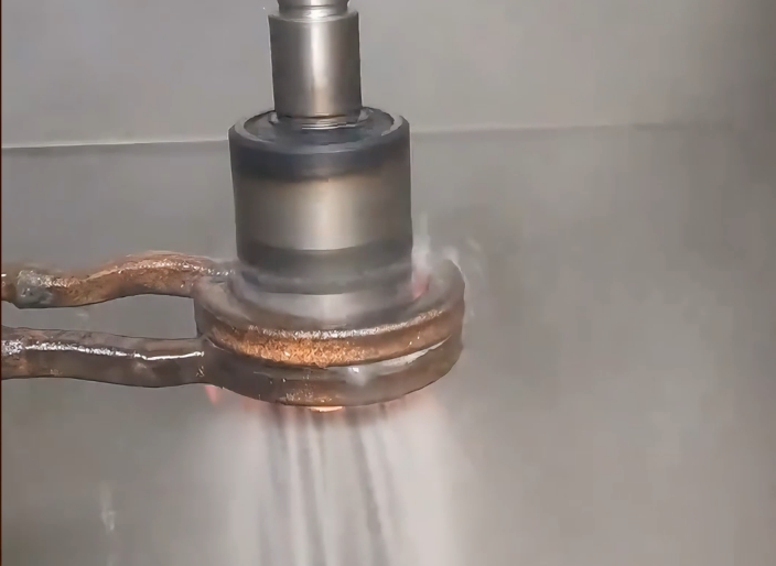 海瑞拓高频淬火机床，轴类工件专用热处理装备(图2)