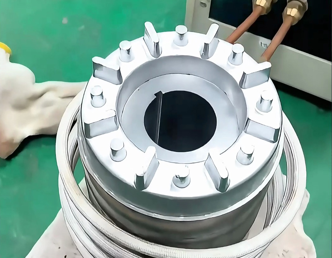 海瑞拓高频加热机，电机转子热套装配专属高效工艺(图1)