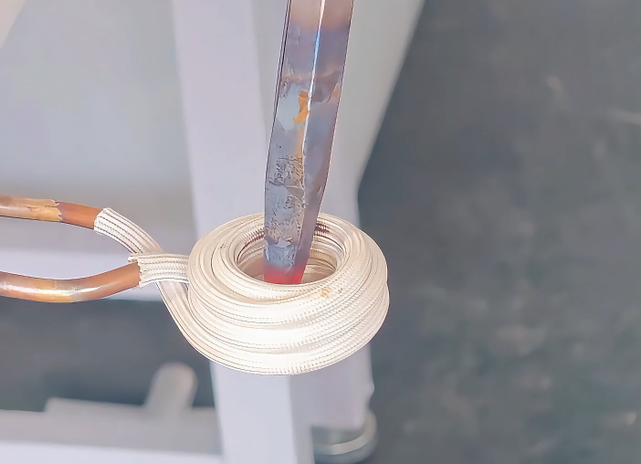 金属加热新方式，高频加热机使用全过程！