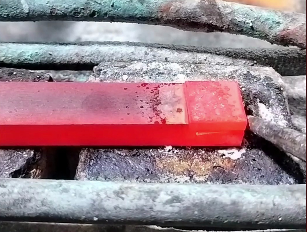 合金刀具焊接难题解决！高频焊接机稳稳拿下！