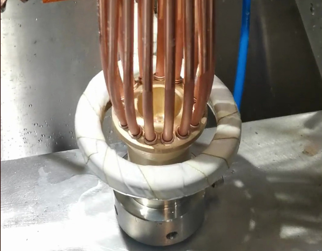 制冷配件焊接看这里！海瑞拓高频焊接设备，分液器分配器铜管焊接专用(图1)