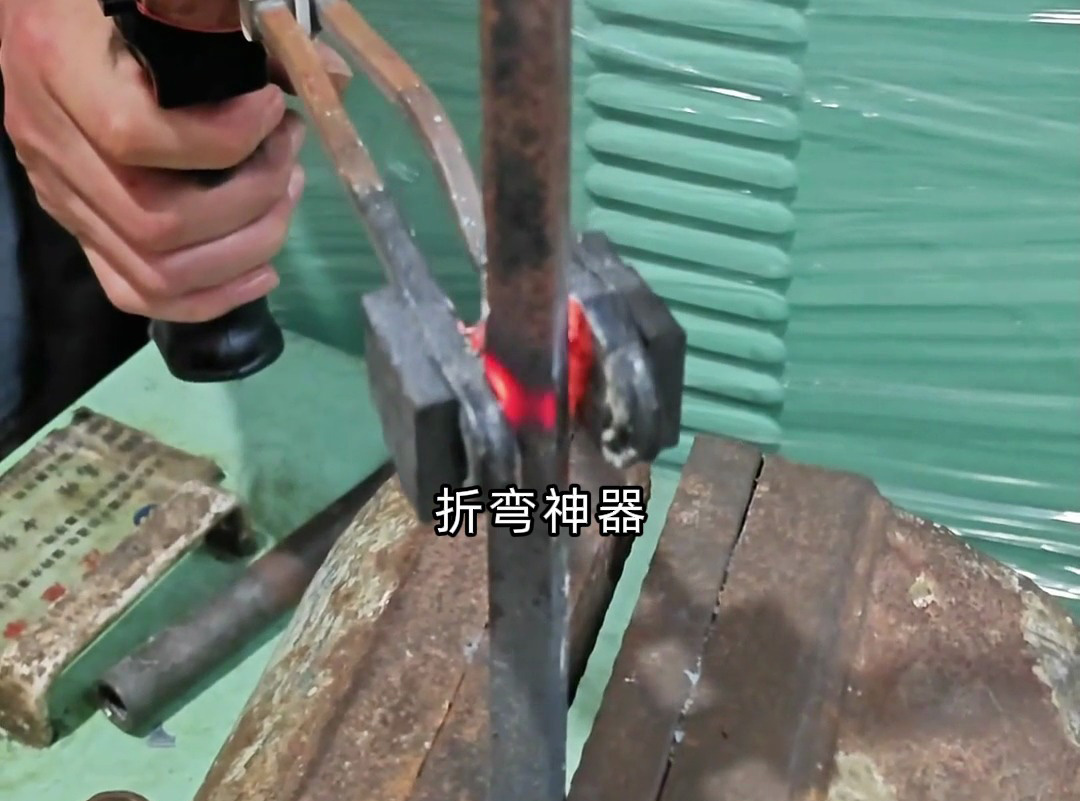 海瑞拓手持式高频加热机，铜管秒变红！升温实力直观展示(图3)
