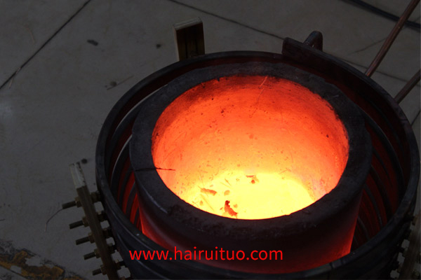 铸造熔炼炉的优点是什么