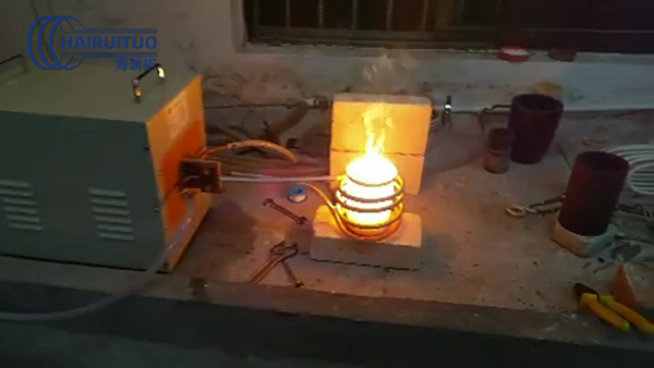 1公斤石墨坩锅熔炼炉案例展示