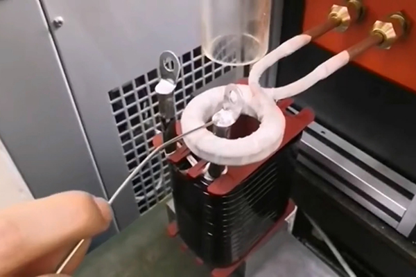 高频钎焊机进行正确的维修与维护