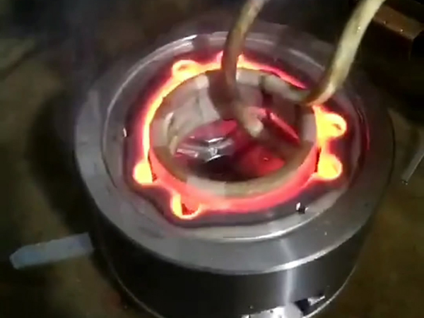 立式高频淬火设备热处理钢材加热温差的控制